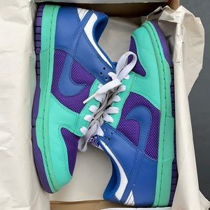 Nike Dunks women’s 6.5